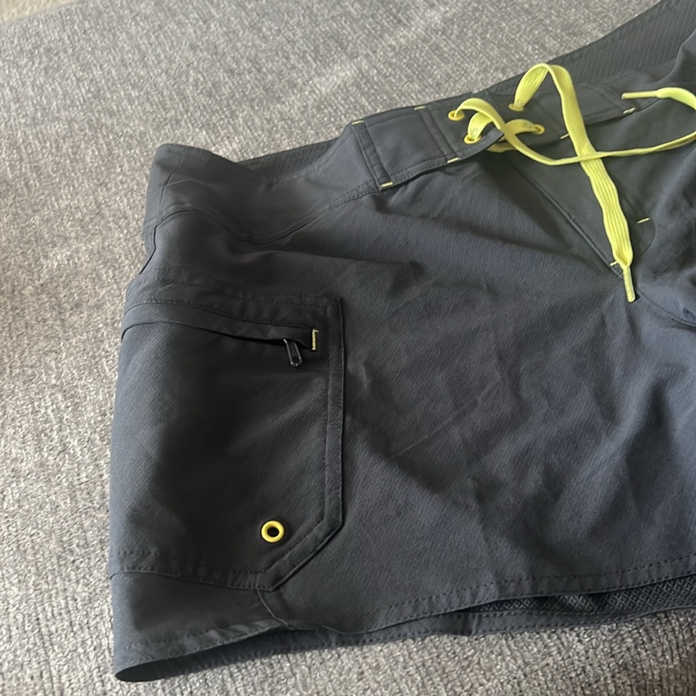 Athleta board shorts - Picture 4 of 5